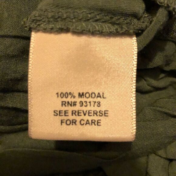 Philosophy Loose Fitting Top Asymmetrical … - Picture 7 of 10